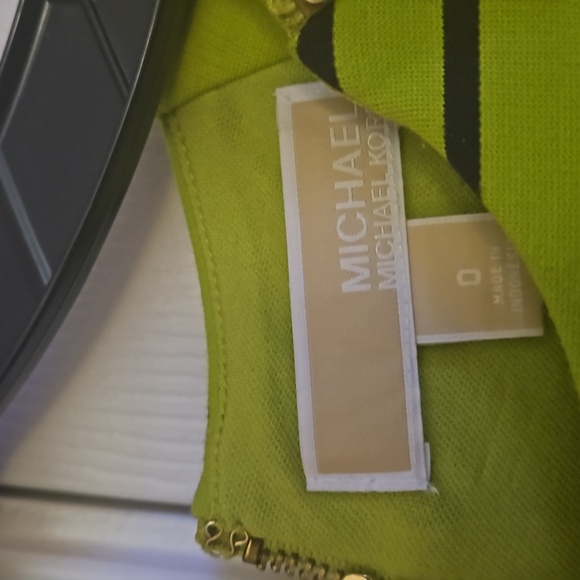 Green MK Dress - Picture 2 of 6